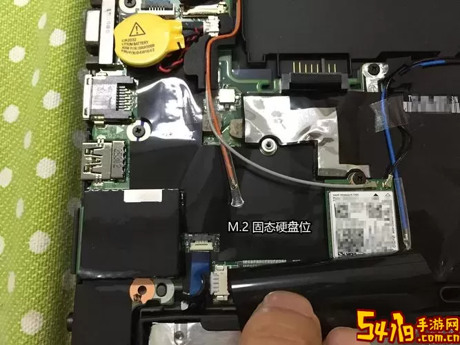 t450s加装固态硬盘图解-联想 thinkpad t450s 加装固态硬盘及内存图解图3